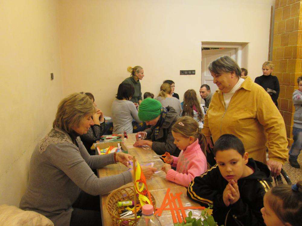 ONDÓDI ADVENTI CSALÁDI DÉLUTÁN