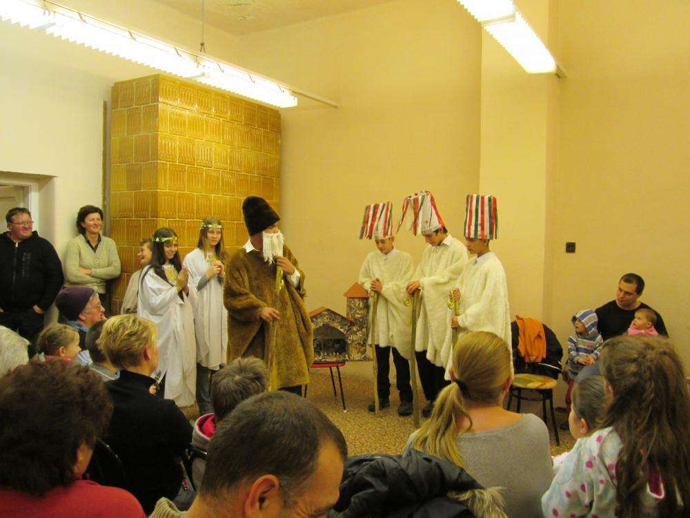 ONDÓDI ADVENTI CSALÁDI DÉLUTÁN