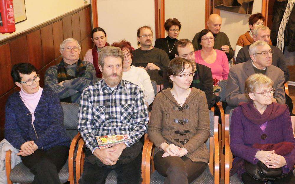 HŰSÉG ÉS SZERETET, ELFOGADÁS ÉS TÜRELEM AZ ÓKORI EGYIPTOMBAN