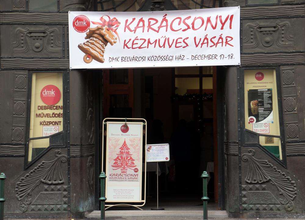 ADVENTI KÉZMŰVES VÁSÁR 