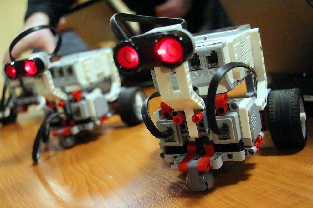 LEGO-ROBOT PROGRAMOZÁS