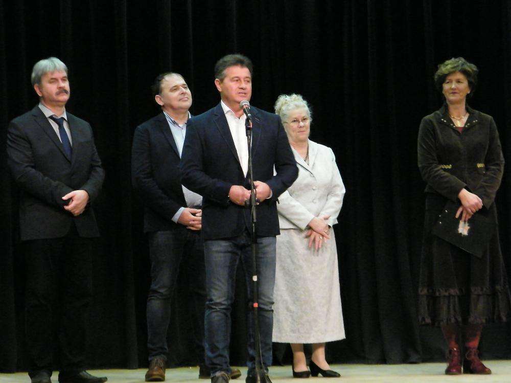 CSAPÓKERTI KÖZÖSSÉGEK KARÁCSONYA