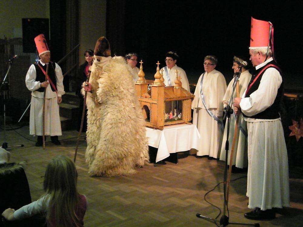 CSAPÓKERTI KÖZÖSSÉGEK KARÁCSONYA
