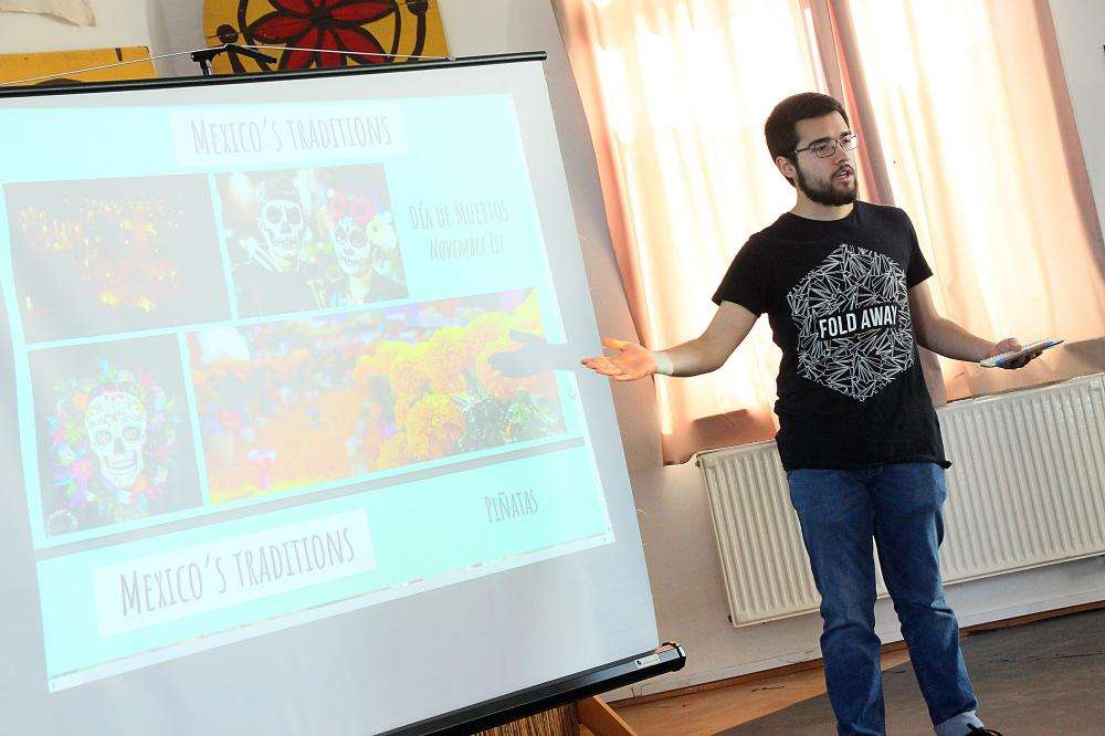 Követségben Magyarországon!