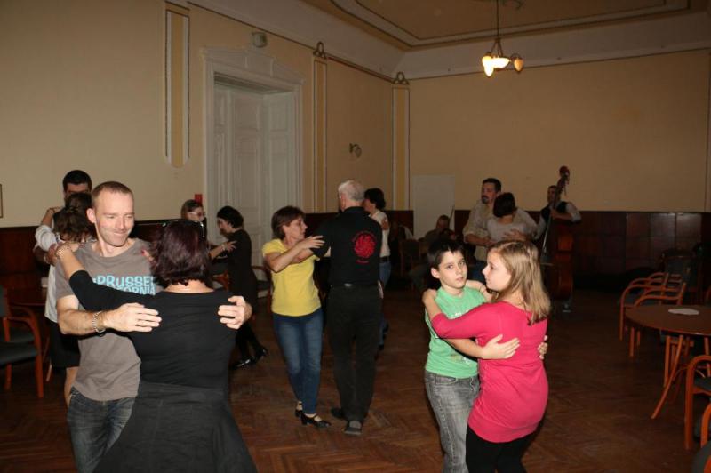 DÉLIBÁB KLUB 