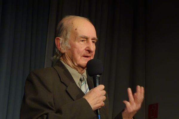 HÚSVÉT - Molnár V. József előadása