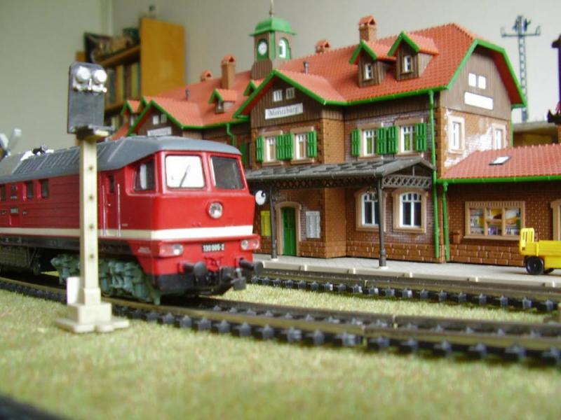 VASÚTMODELL ÉS TEREPASZTAL KIÁLLÍTÁS 