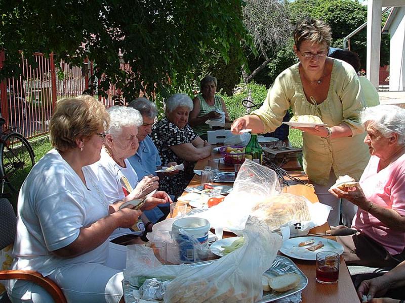 10 éves a Macsi Nyugdíjas Klub - jubileumi ünnepség