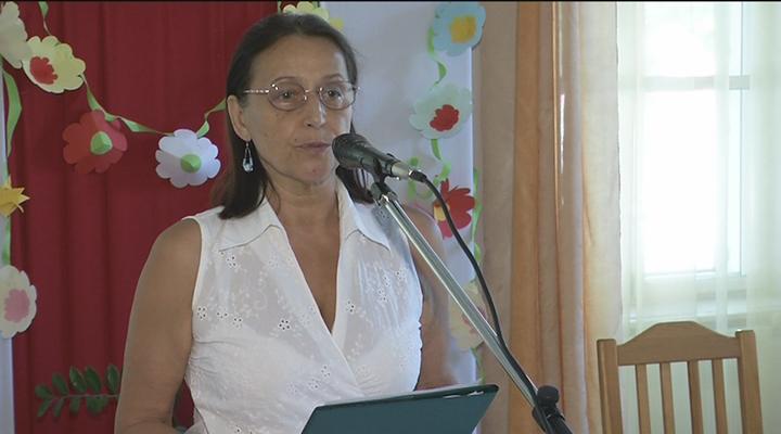 BEMUTATKOZIK MAJZIK ILONA ÉS CSOPORTJA 