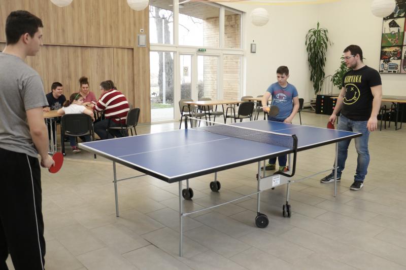 BAGOLY KLUB: Pillanatkép egy korábbi Bagoly klubról